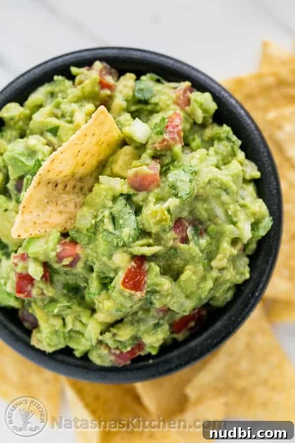Spicy Guacamole Recipe with jalapeños