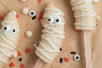 Spooky Banana Mummy Pops: Halloween Treats for Kids