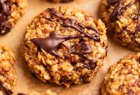 Peanut Butter Banana Oatmeal Breakfast Cookies That Keep You Full