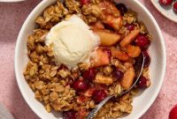 Cranberry Apple Crisp Recipe — Tart & Spiced Autumn Dessert
