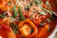 Creamy Tomato Tortellini Soup Recipe for Cozy Dinners
