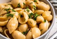 Creamy Instant Pot Mac and Cheese in 15 Minutes