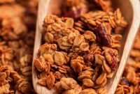 Banana Bread Granola Recipe — Crunchy Banana Oat Clusters