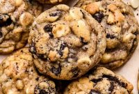 Oreo Chocolate Chip Cookies Recipe — Chewy Oreo-Stuffed Treats
