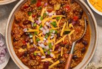Hearty Pumpkin Quinoa Chili Recipe for Fall Nights