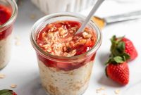 Peanut Butter & Jelly Overnight Oats Recipe for Quick Breakfast
