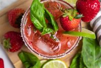 Strawberry Basil Margarita Recipe: Fresh, Tangy Cocktail Guide