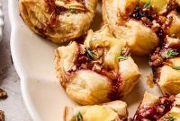 Melted Brie Puff Pastry Bites with Honey & Thyme