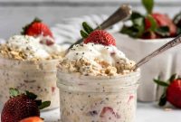 Strawberry Shortcake Overnight Oats Recipe for Make-Ahead Breakfast
