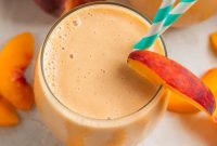 Creamy Banana and Peach Smoothie Recipe for Summer Refreshment