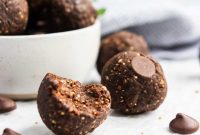 Peppermint Chip No-Bake Brownie Bites Recipe