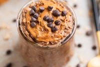Chocolate Peanut Butter Overnight Oats Recipe for Creamy Breakfast