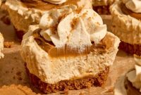 No-Bake Mini Biscoff Cheesecakes Recipe for Crowd-Pleasing Treats