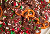 Peppermint Dark Chocolate Pretzel Bark Recipe for Holiday Treats