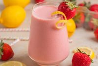 Refreshing Strawberry Lemonade Smoothie Recipe for Summer Sips