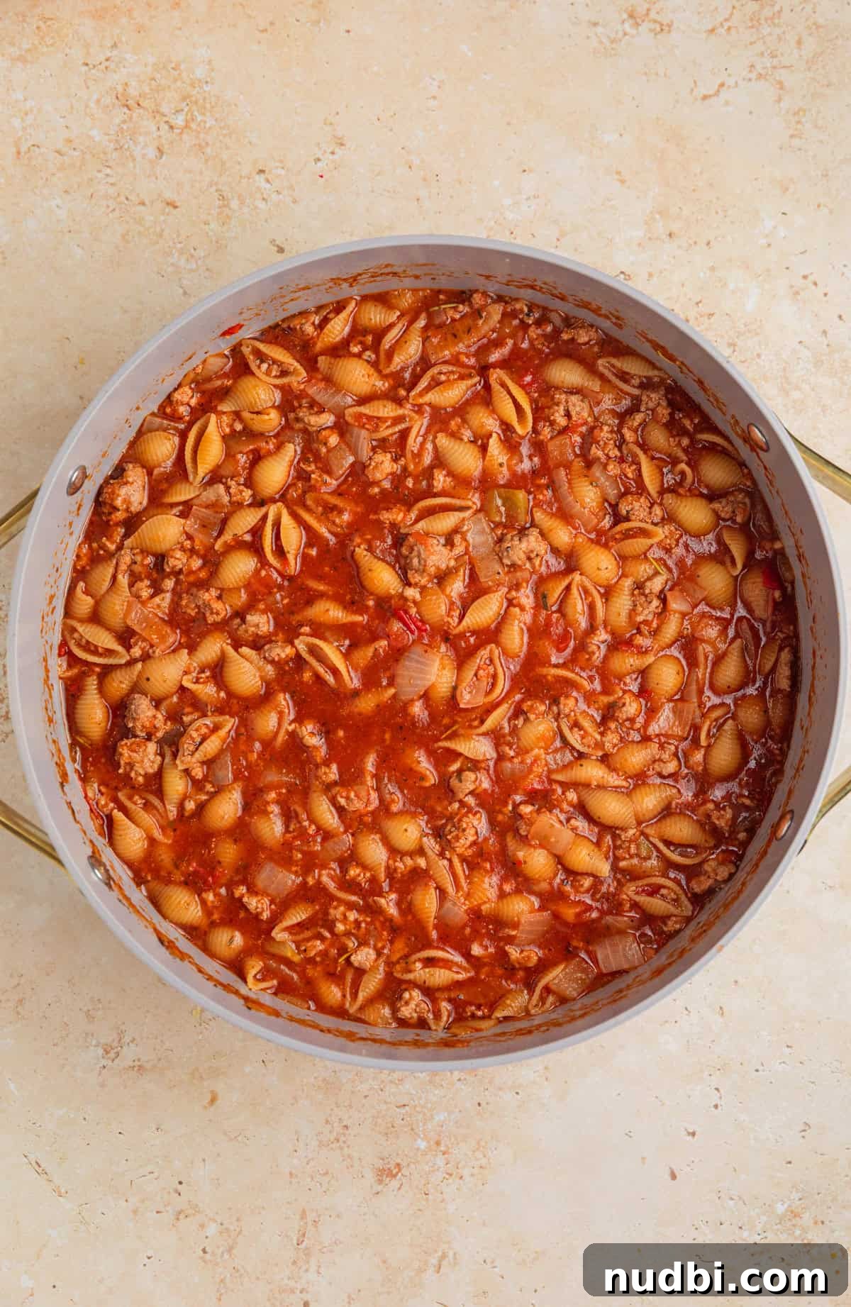 One-Pot Ground Turkey Pasta Dinner Recipe 8 Pasta cooked in one-pot ground turkey pasta in pan.