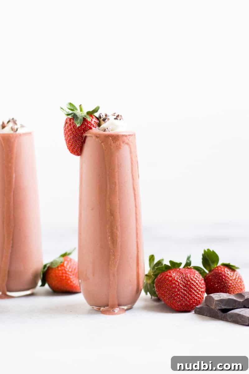 Chocolate-Covered Strawberry Smoothie Recipe for Decadent Mornings 2 Chocolate Strawberry Smoothie.