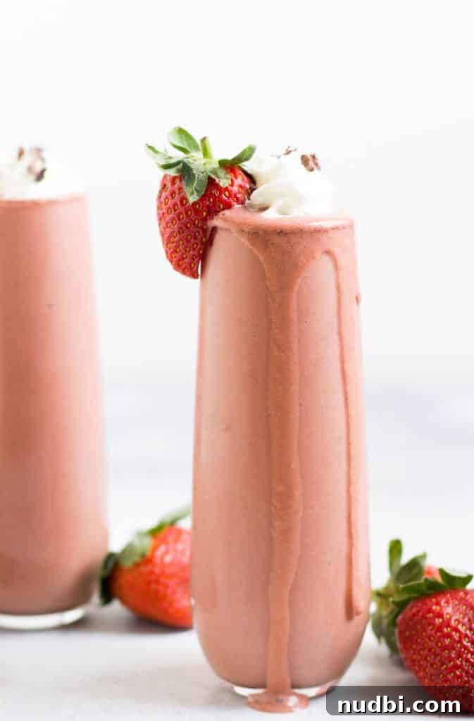 Chocolate-Covered Strawberry Smoothie Recipe for Decadent Mornings 3 Chocolate Strawberry Smoothie.